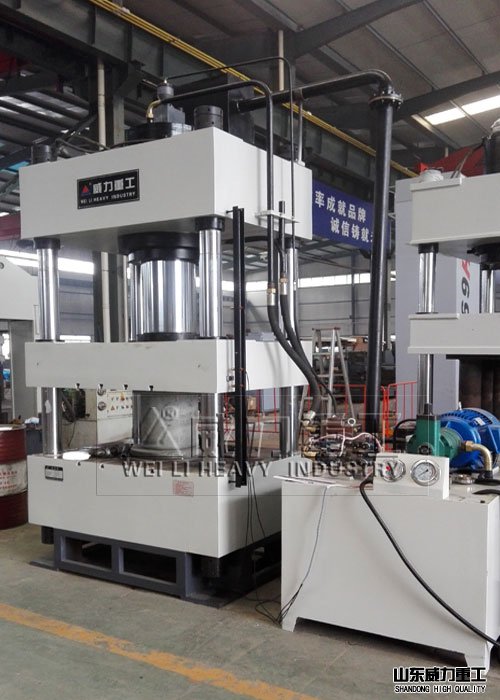 315噸四柱萬能液壓機生產(chǎn)廠家-山東威力重工