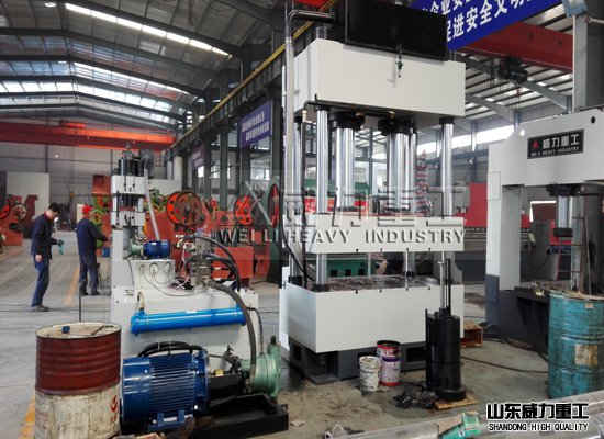 400噸三梁四柱油壓機(jī)生產(chǎn)車間實景拍攝