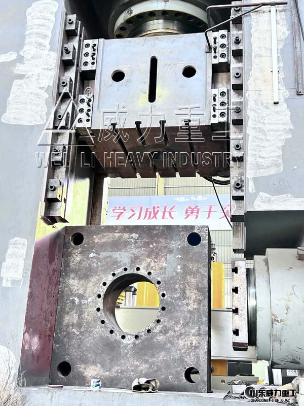 2000噸多向鍛造液壓機主缸1200，側(cè)缸800